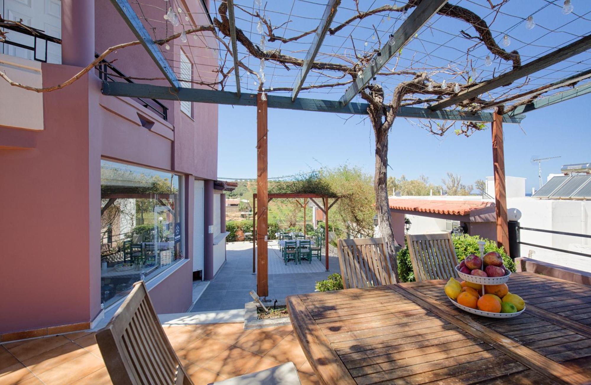 Yasmine Apartments And Rooms Kato Daratso Esterno foto